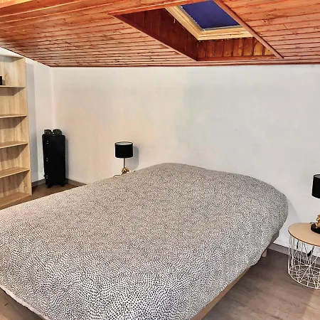 2 Proche D'un Ruelle-sur-Touvre