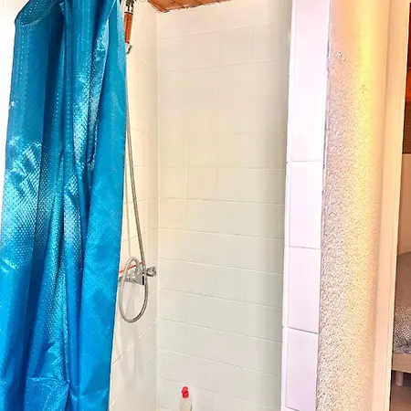 2 Proche D'un Willa *